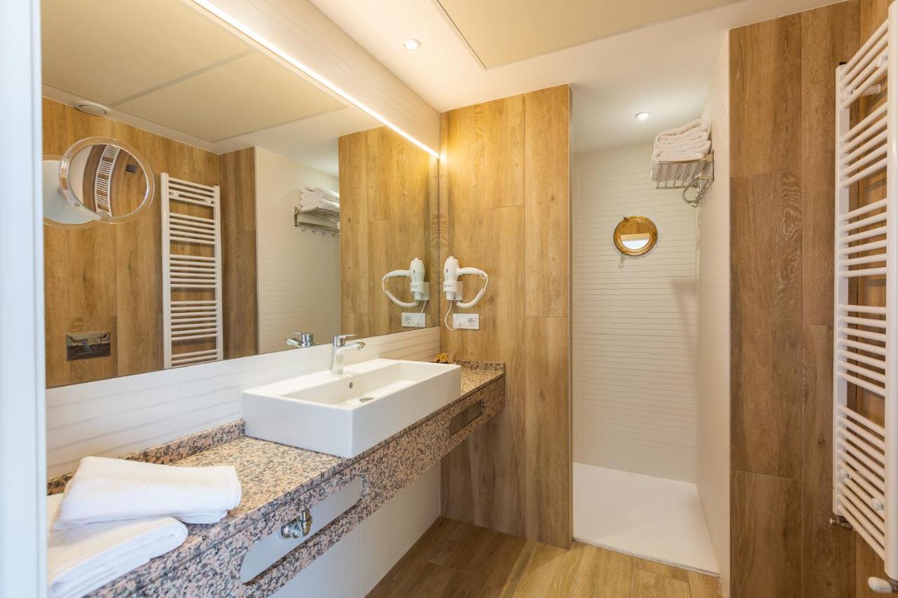 Suites At Sea Вильяхойоса Экстерьер фото