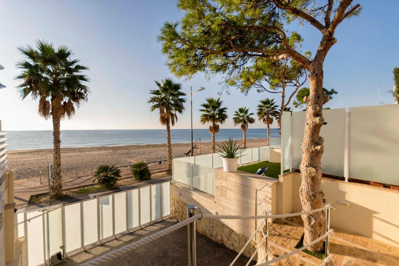Suites At Sea Вильяхойоса Экстерьер фото